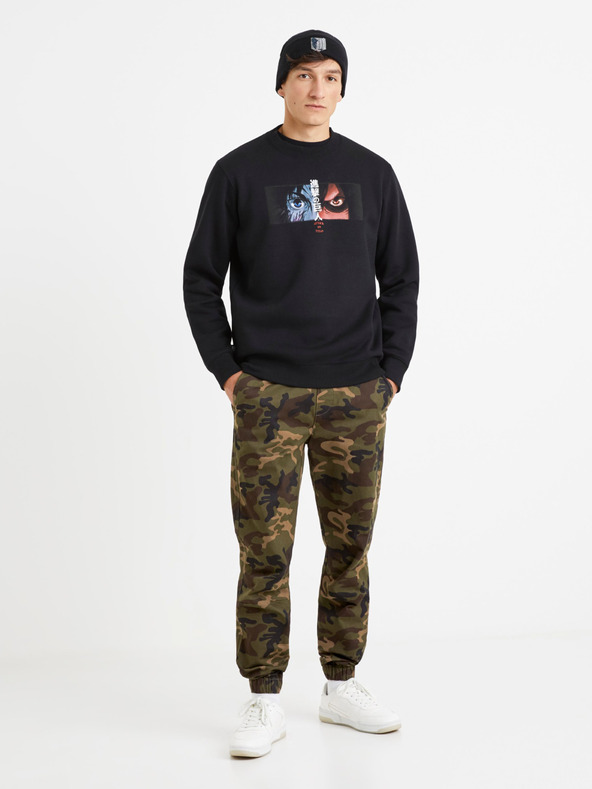 Celio Felpa nera con cappuccio Celio Attack on Titan da uomo