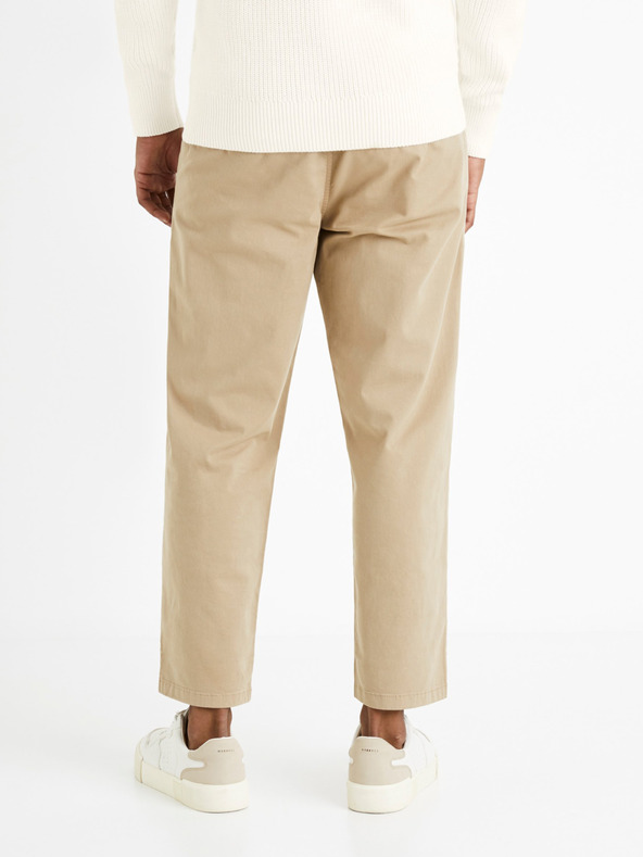 Celio Pantaloni cropped da uomo beige Celio Cochicrop