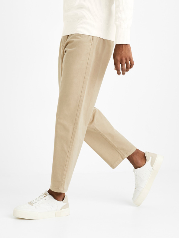 Celio Pantaloni cropped da uomo beige Celio Cochicrop