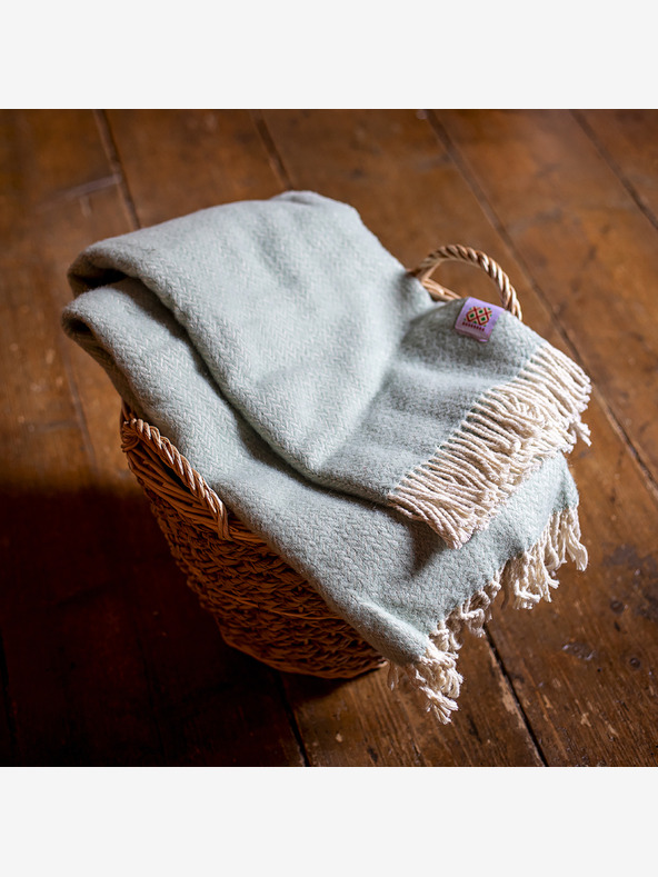 Balkanova Coperta di lana Elma VIII - verde menta