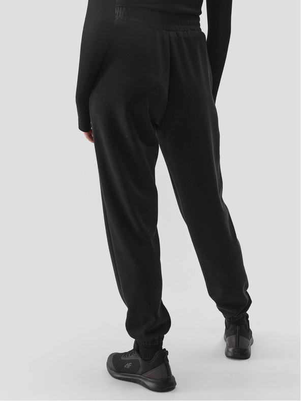 4F Pantaloni jogger da donna con modal 4F