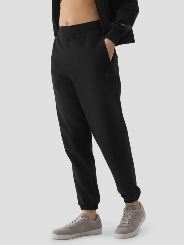 4F Pantaloni sportivi jogger da donna in cotone organico 4F