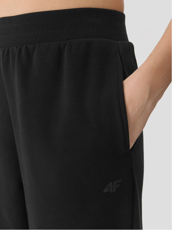 4F Pantaloni sportivi jogger da donna in cotone organico 4F