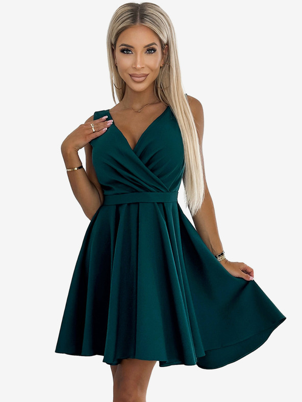 numoco Abito con schiena allungata, scollatura e cintura - verde Numoco MAYA