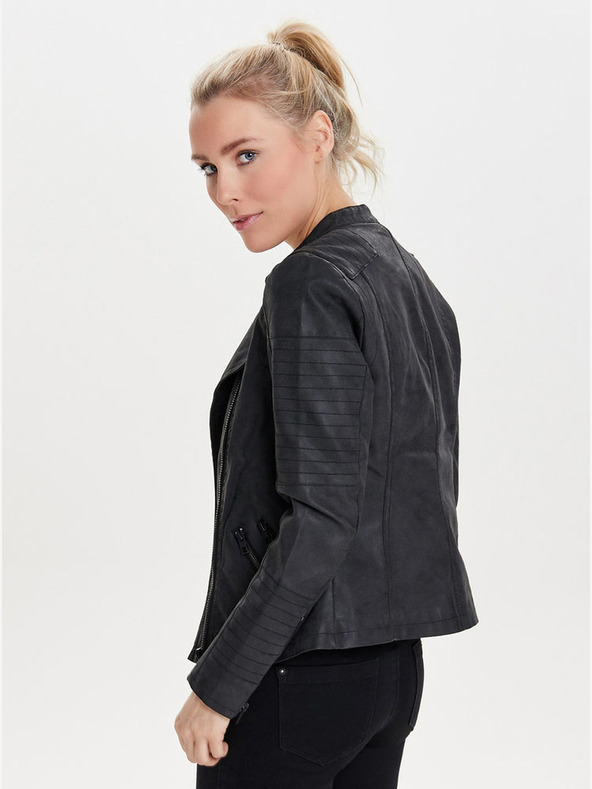 ONLY Giacca curvy da donna in pelle nera con tasche ONLY Biker