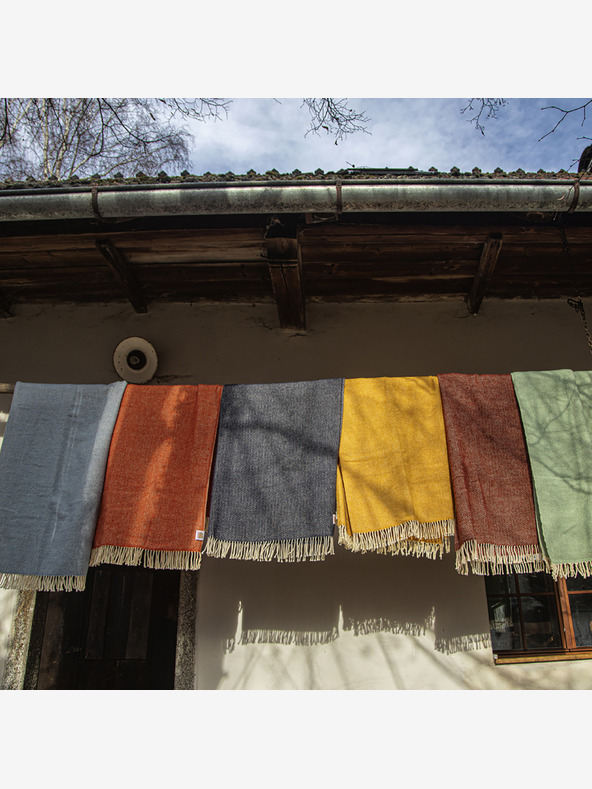 Balkanova Coperta di lana Elma I - giallo senape