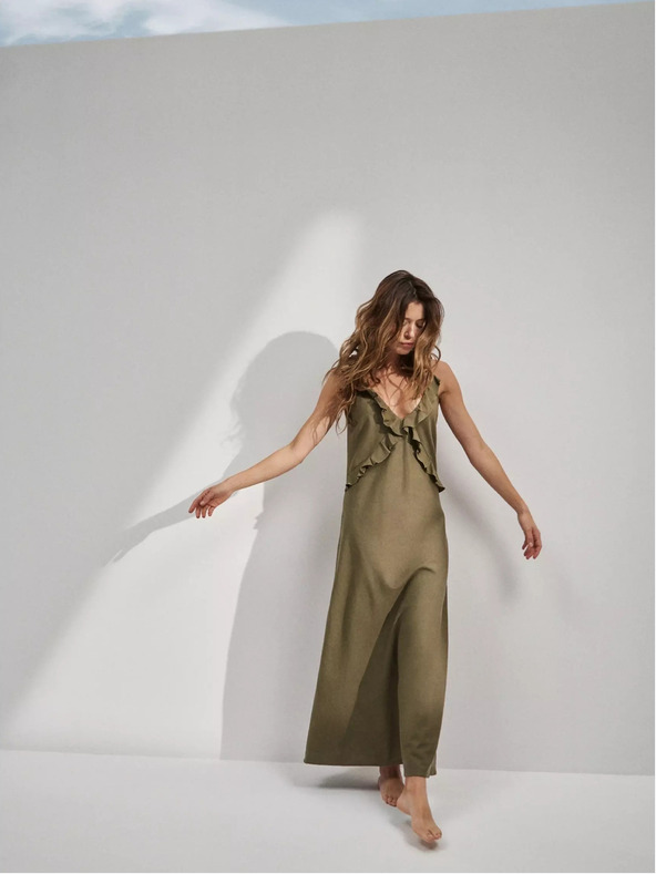 Moodo Abito verde in viscosa con volant Moodo