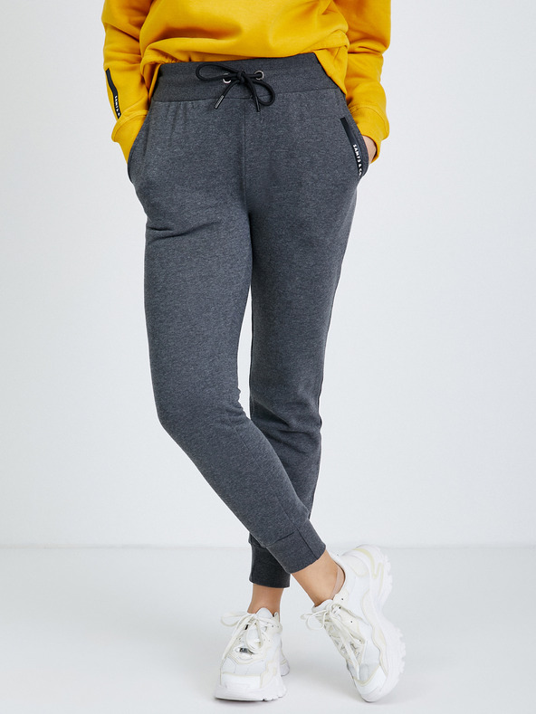 Sam 73 Pantaloni sportivi grigio scuro da donna SAM 73 Rindi