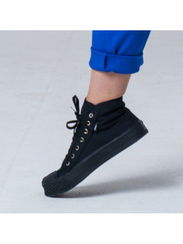 Vasky Scarpe da ginnastica alla caviglia in tela da uomo / stivali neri Vasky Kanvasky High