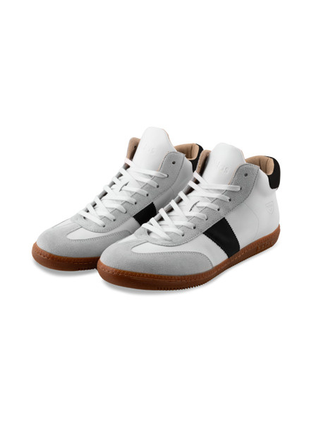 Vasky Sneakers / stivali da donna in pelle bianca e nera BOTAS