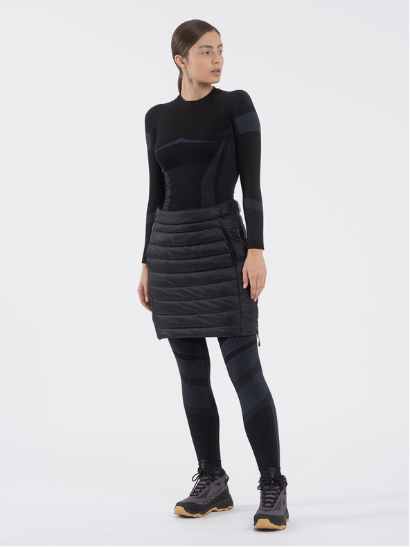 4F Gonna isolata da donna