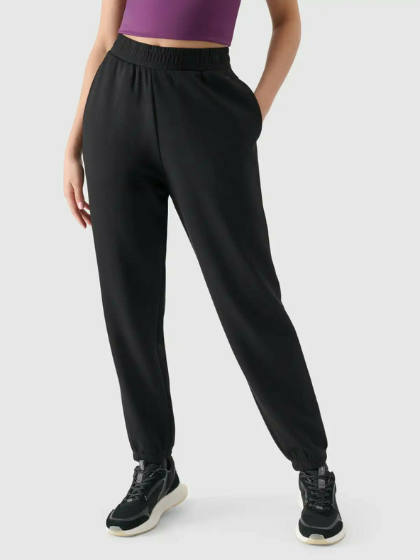 4F Pantaloni da donna 4F