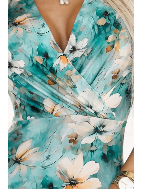 numoco Abito aderente con scollo a matita - fiori beige su sfondo turchese Numoco