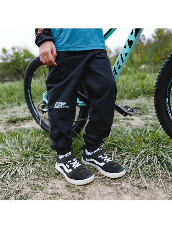 Horsefeathers Pantaloni da bici da bambino Stoker - nero HORSEFEATHERS