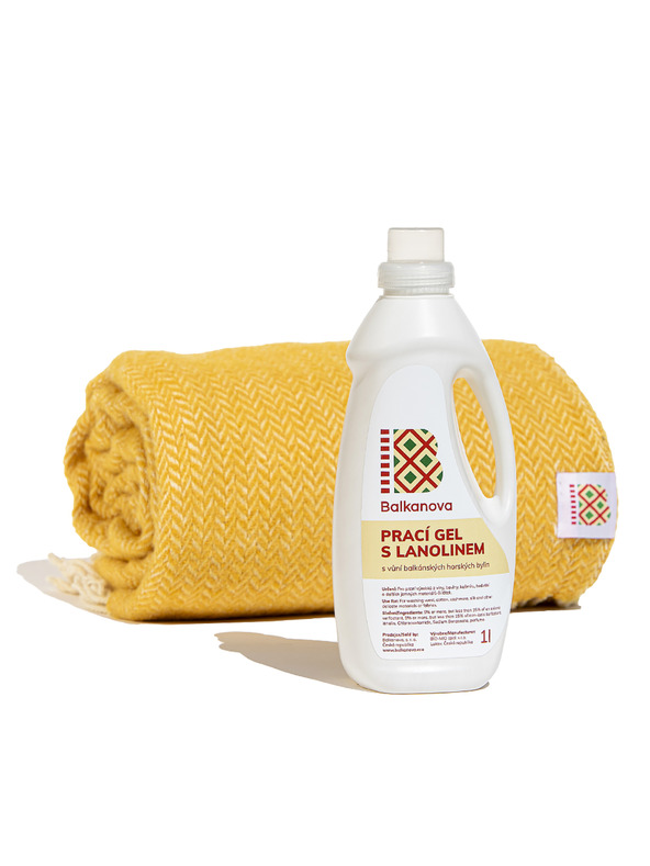 Balkanova Gel di lavaggio con lanolina per lana 1000 ml al profumo di erbe di montagna dei Balcani