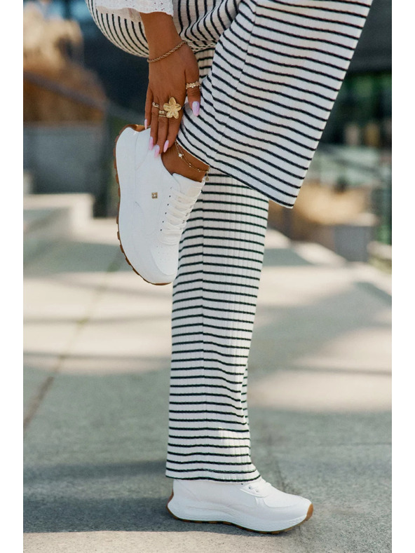 BIG STAR SHOES Scarpe eleganti da donna Big Star HI-POLY SYSTEM - bianche