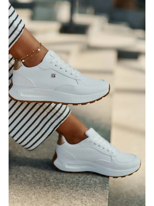 BIG STAR SHOES Scarpe eleganti da donna Big Star HI-POLY SYSTEM - bianche