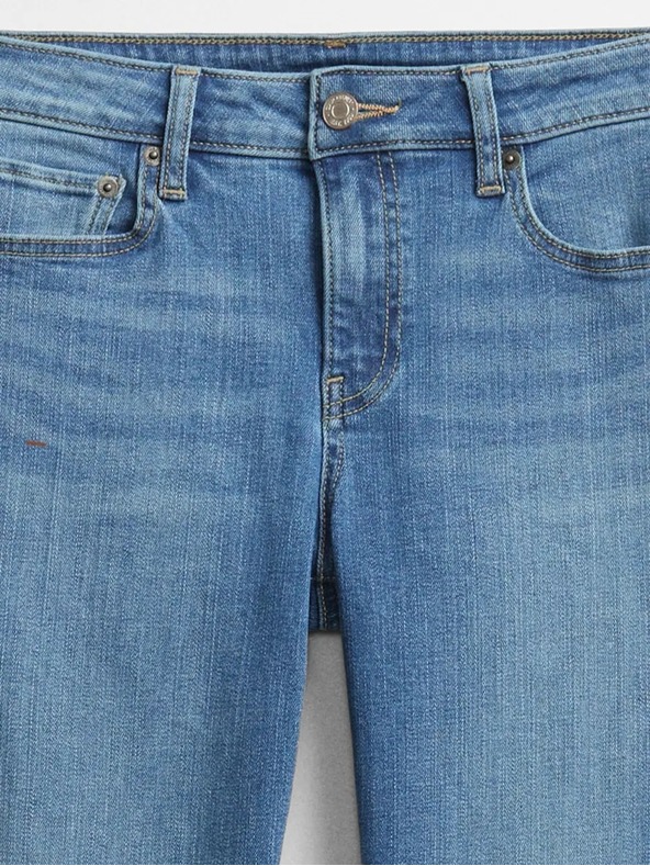 GAP Straight Mid Rise Classic Washwell jeans GAP