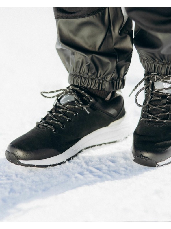 Kilpi Scarpe sportive per il tempo libero Kilpi MERAPI LOW WP-U Nero